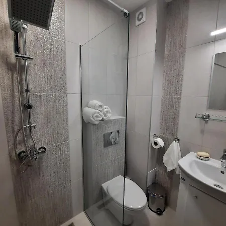 лидия Apartment *