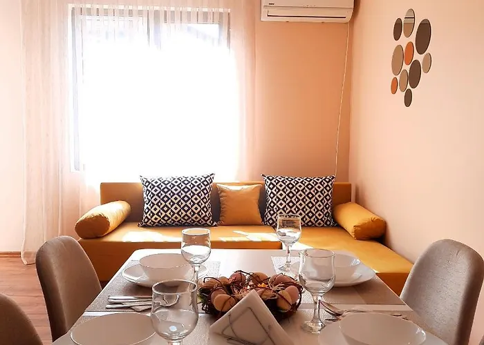 лидия Apartment *